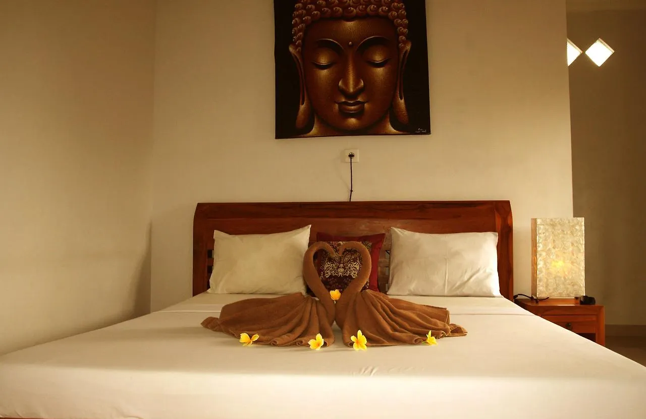 Suryadina Guest House Ubud   Убуд
