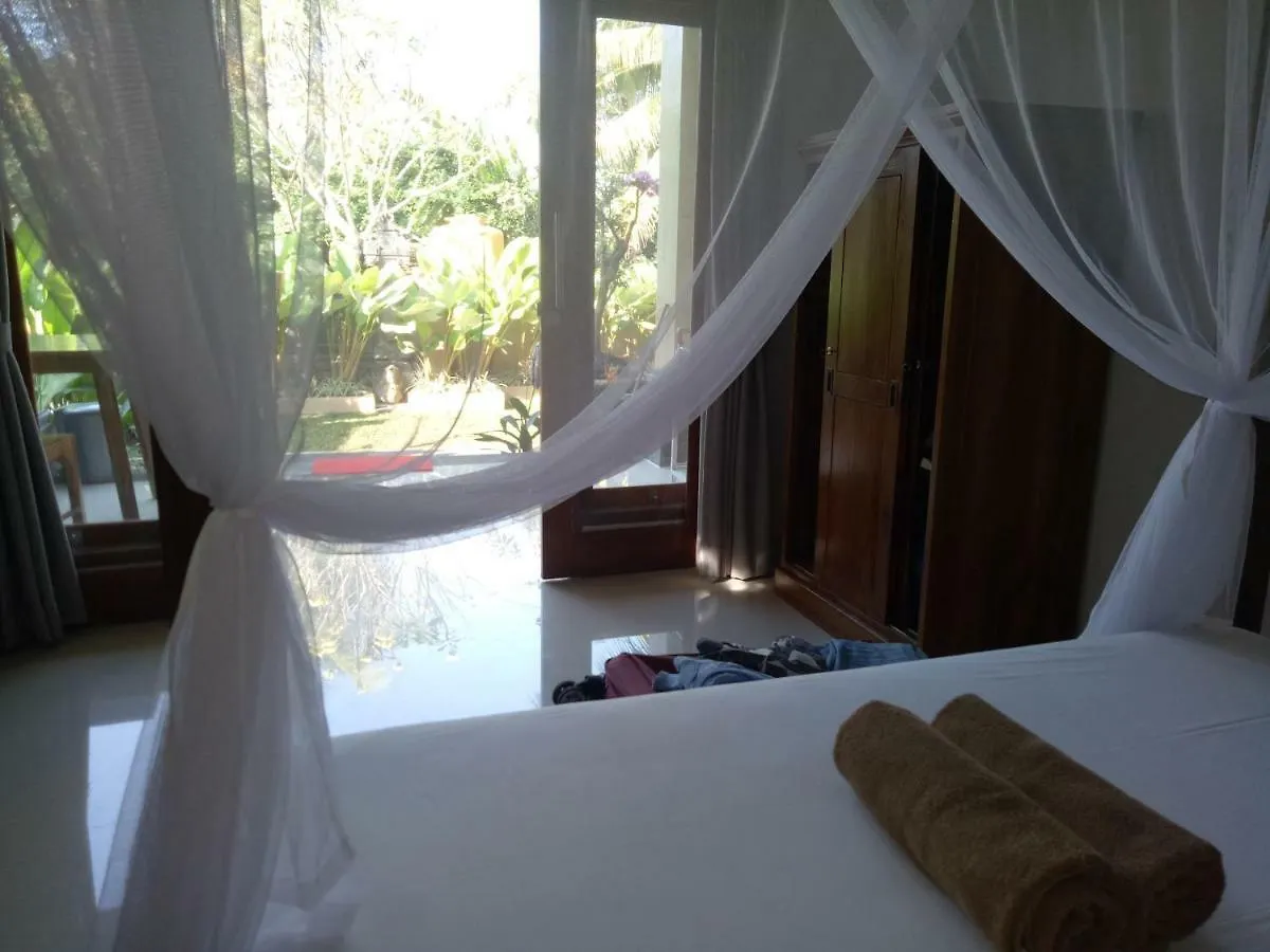 Suryadina Guest House Ubud
