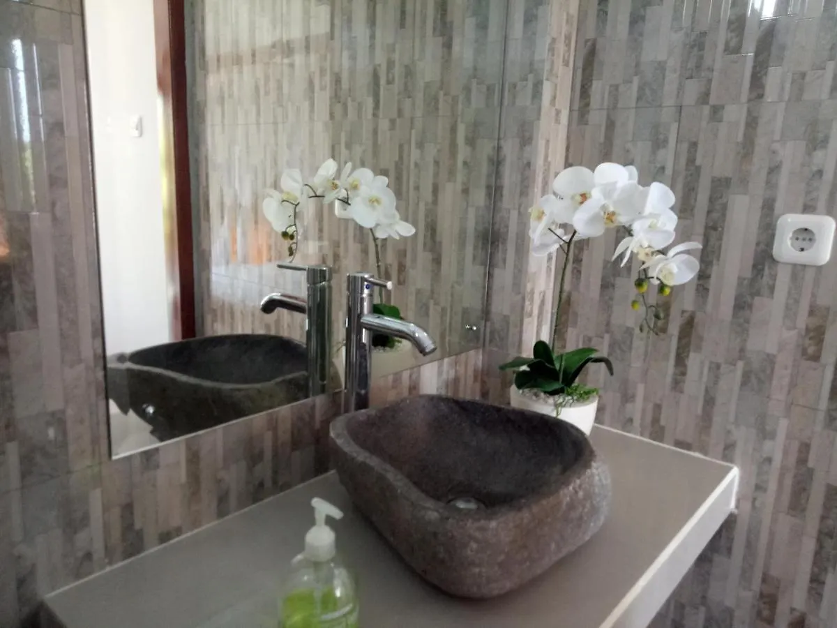 Suryadina Guest House Ubud