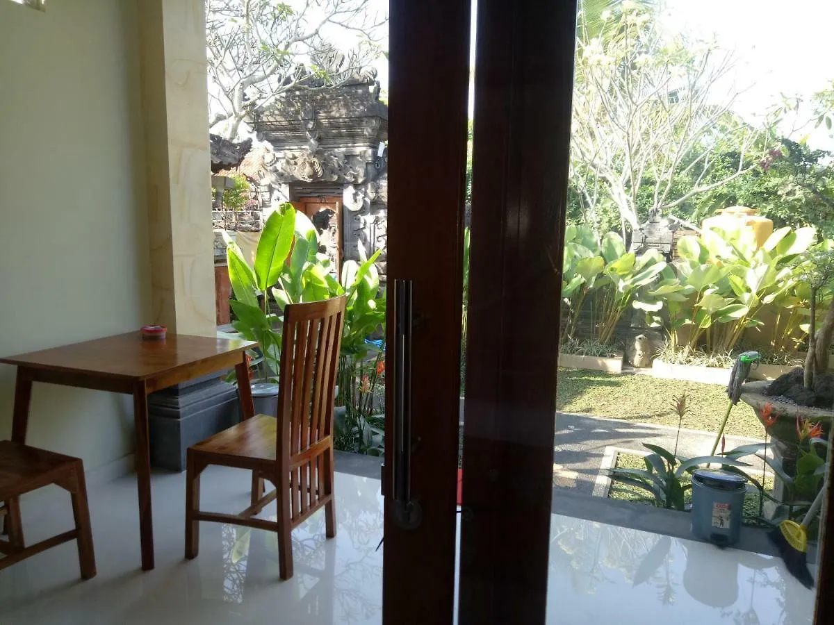 Suryadina Guest House Ubud